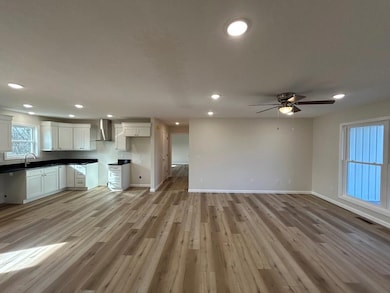 255 Jay St, Big Sandy, TN 38221 - photo 6