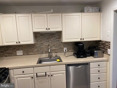 46876 Clarion Terrace unit 200, Sterling, VA 20164 - photo 4