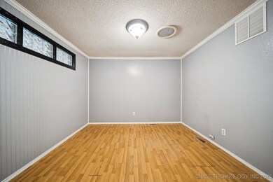 4121 S Cedar Place, Broken Arrow, OK 74011 - photo 4