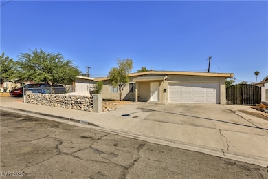 5304 Mountain View Dr, Las Vegas, NV 89146 - photo 3