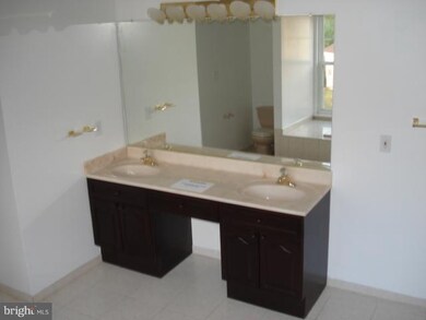 3207 Lucille Dr, Fort Washington, MD 20744 - photo 3