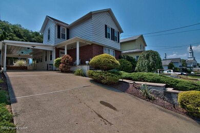 193 Parsonage St, Pittston, PA 18640 - photo 2