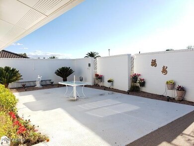 17623 N Lindgren Ave, Sun City, AZ 85373 - photo 5