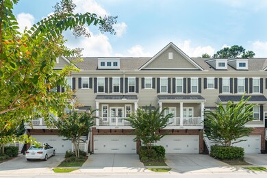 1883_Carolina_Towne_Ct_wide_front