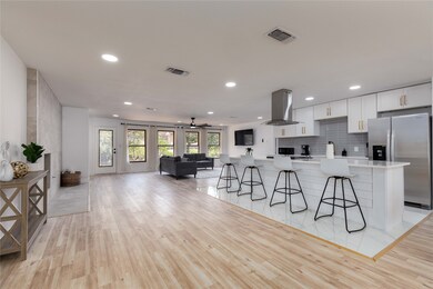 1104 Shady Oak Ct, Bedford, TX 76021 - photo 4