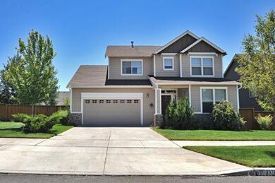 20725 Wandalea Dr, Bend, OR 97701 - photo 2