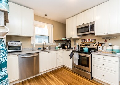 13-15 Palmer St, Waltham, MA 02451 - photo 3