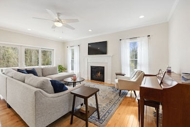 4 Charles Ln, Falmouth, MA 02540 - photo 3