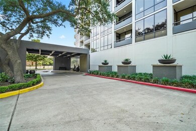 Welcome to the St. Clair Building near 610 and Woo