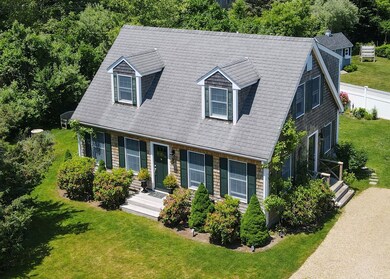 10 Lauras Way, Oak Bluffs, MA 02557 - photo 2