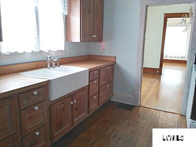 204 Decatur St, Lincoln, IL 62656 - photo 5