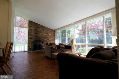 11514 Highview Ave, Silver Spring, MD 20902 - photo 4