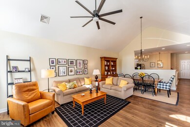 2032 Rose Dr, Pennsburg, PA 18073 - photo 5