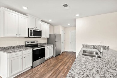 *Photos are representative of home to be built. Co