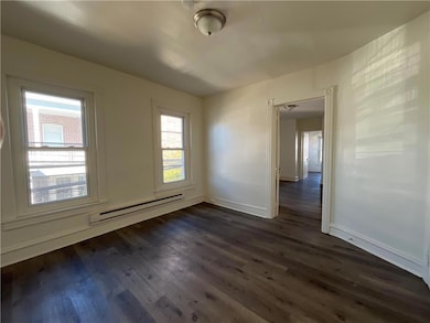 24 S 11th St unit 2, Allentown, PA 18102 - photo 3