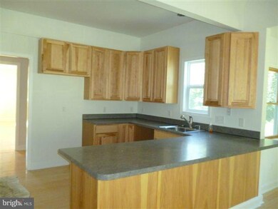 1860 Bloomery Pike, Cross Junction, VA 22625 - photo 6