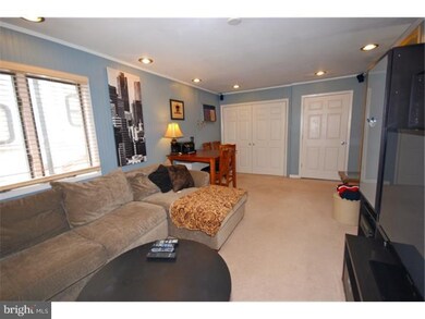 117 Idlewild Rd, Levittown, PA 19057 - photo 6