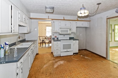 1164 Northport Dr (5)