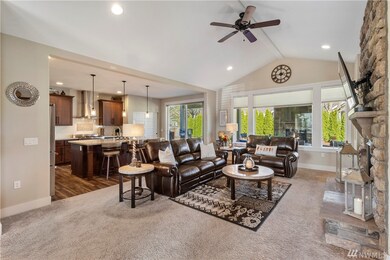 741 Voss St, Enumclaw, WA 98022 - photo 7