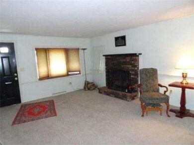 164 Kingston Rd, Danville, NH 03819 - photo 5