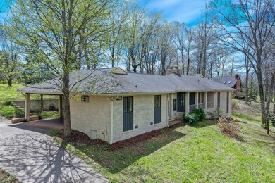 The 3rd Bedroom/Flex Room is featured in this photo, closest to the camera.