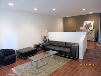 5757 Owensmouth Ave unit 7, Woodland Hills, CA 91367 - photo 2