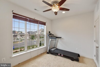 23447 Arora Hills Dr, Clarksburg, MD 20871 - photo 3