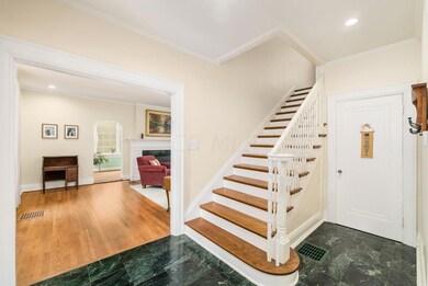 2409 Sherwood Rd, Columbus, OH 43209 - photo 6