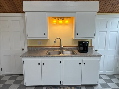 13 Newport Ave unit 3, Newport, RI 02840 - photo 4