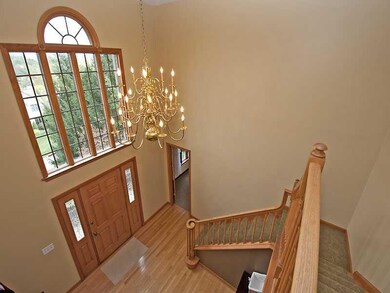 Entry/Foyer.