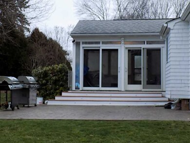 4 Baldwin Dr, Greenville, RI 02828 - photo 3