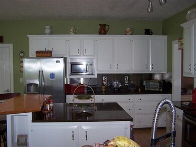 170 Colston Ln, Frankfort, KY 40601 - photo 7