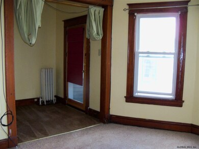 9 Marshall St, Albany, NY 12209 - photo 4