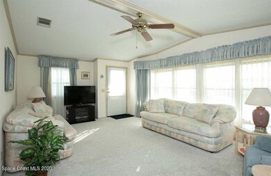 612 Amaryllis Dr, Sebastian, FL 32976 - photo 2