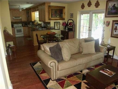 737 Glenridge Rd, Key Biscayne, FL 33149 - photo 3