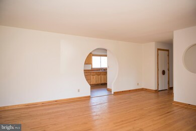 9704 Signal Ct, Manassas, VA 20111 - photo 4