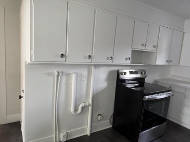 38 Franklin St, Claremont, NH 03743 - photo 5