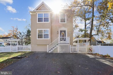 1223 Spruce Ave, Shady Side, MD 20764 - photo 2