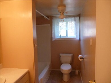 Full Bath.