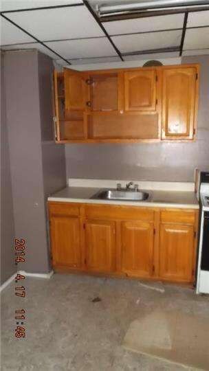 1005 Romana Gonzalez St, Camden, NJ 08103 - photo 5