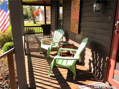 Porch - Open. Such a welcoming entryway- imagine s