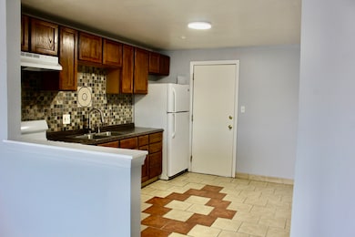 262 E Haverhill St unit 4, Lawrence, MA 01841 - photo 6