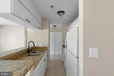 100 Chesterfield Ln unit 201, Stafford, VA 22556 - photo 6