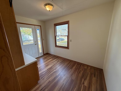 1506 Barlow St, La Crosse, WI 54601 - photo 4