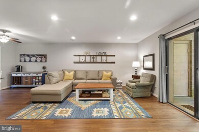 3830B Steppes Ct, Falls Church, VA 22041 - photo 4