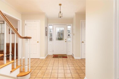 Entry Foyer     Stairway to Upper Level