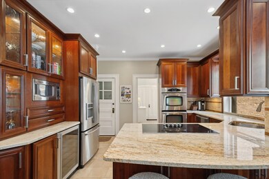 2918 N Pine Grove Ave unit 2, Chicago, IL 60657 - photo 5