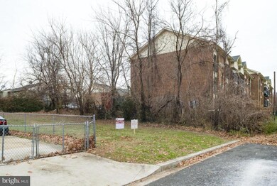 5302 F St SE, Washington, DC 20019 - photo 4