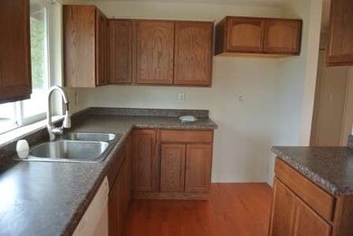 445 7th St NE, East Wenatchee, WA 98802 - photo 3