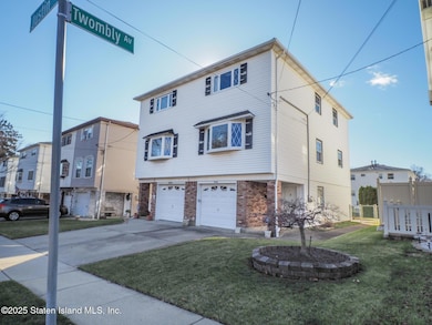 90 Justin Ave, Staten Island, NY 10306 - photo 3